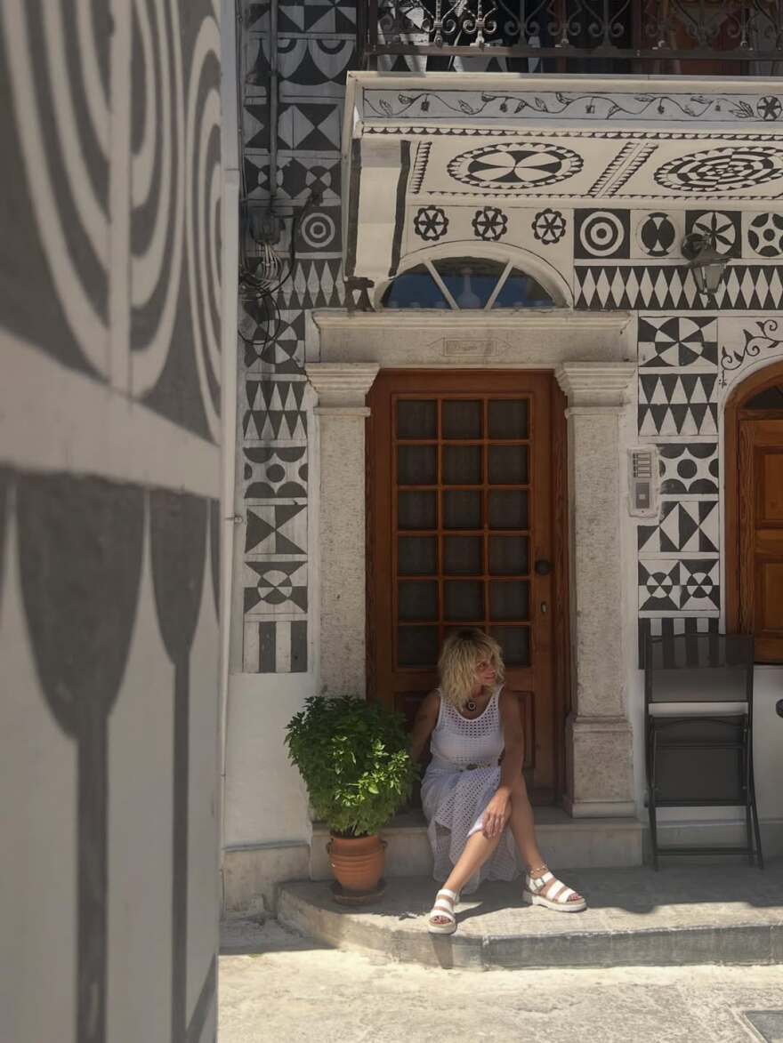 Στη Χίο η Ελεωνόρα Ζουγανέλη - «Η ομορφιά γεννιέται στη συνύπαρξη και όχι από την ομοιομορφία», έγραψε