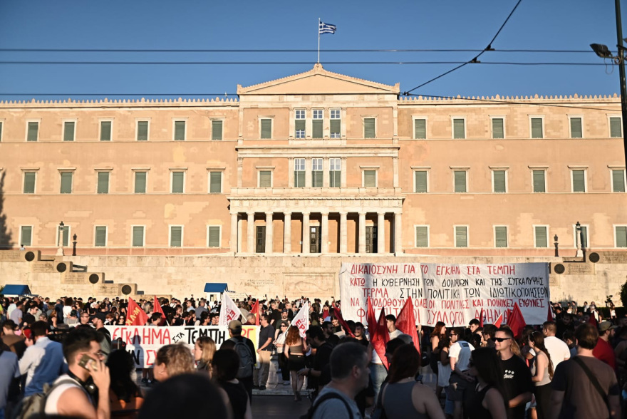 Συγκεντρώσεις για τα Τέμπη σήμερα σε όλη την Ελλάδα - Δείτε βίντεο και φωτογραφίες
