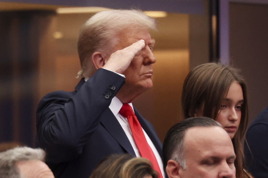 US OPEN: Ξεκίνησε με καθυστέρηση λόγω της παρουσίας Τραμπ ο τελικός των ανδρών - Στον αγώνα Γκουαρδιόλα και Κάρι - Βίντεο, φωτογραφίες 