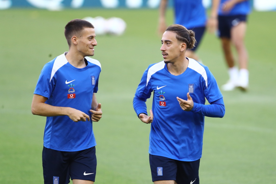 Εθνική ποδοσφαίρου: Η τελευταία προπόνηση πριν το ματς με τη Δανία - Βίντεο, φωτογραφίες 