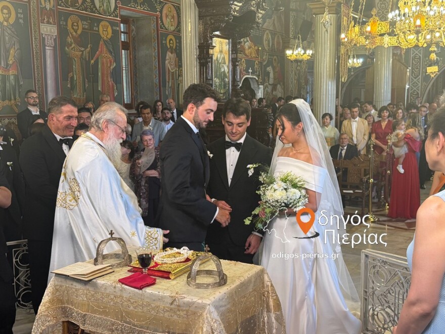 Παντρεύτηκε στο Λιτόχωρο ο γιος του Πύρρου Δήμα, στην ίδια εκκλησία με τους γονείς του - Δείτε φωτογραφίες gamos_dima1