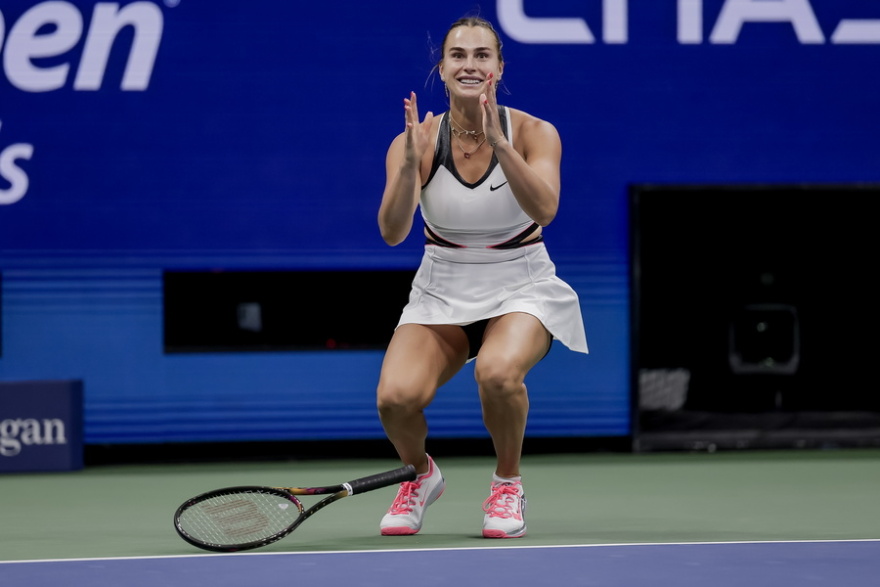 «Βασίλισσα» του US Open για δεύτερη διαδοχική σεζόν η φοβερή Σαμπαλένκα
