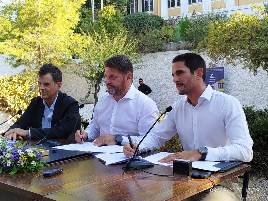 Σπέτσες: Έπεσαν οι υπογραφές για την διάσωση της Οικίας Ανάργυρου