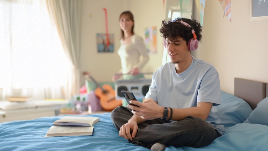 Snappi, η τράπεζα που χωράει στο κινητό μας