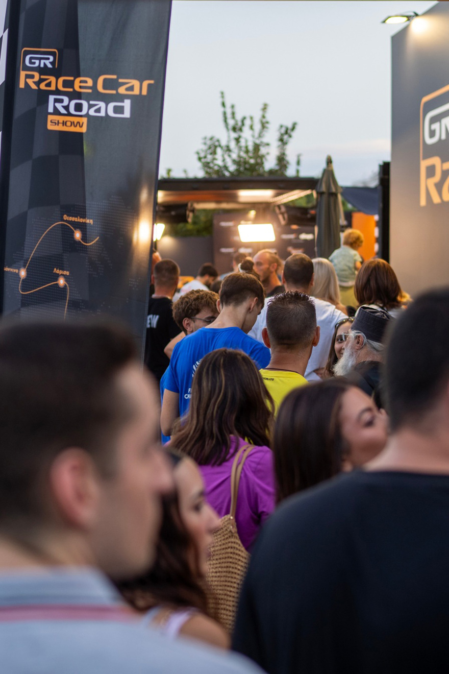 Η εμπειρία με το showcar της McLaren F1 Τeam στη ΔΕΘ