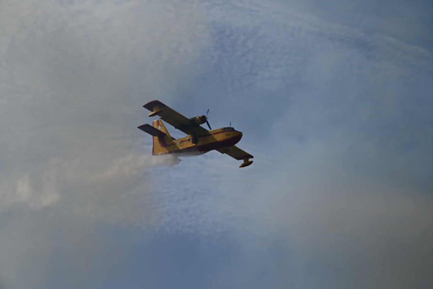 Καλύτερη η εικόνα της φωτιάς στο Άλσος Αχαΐας