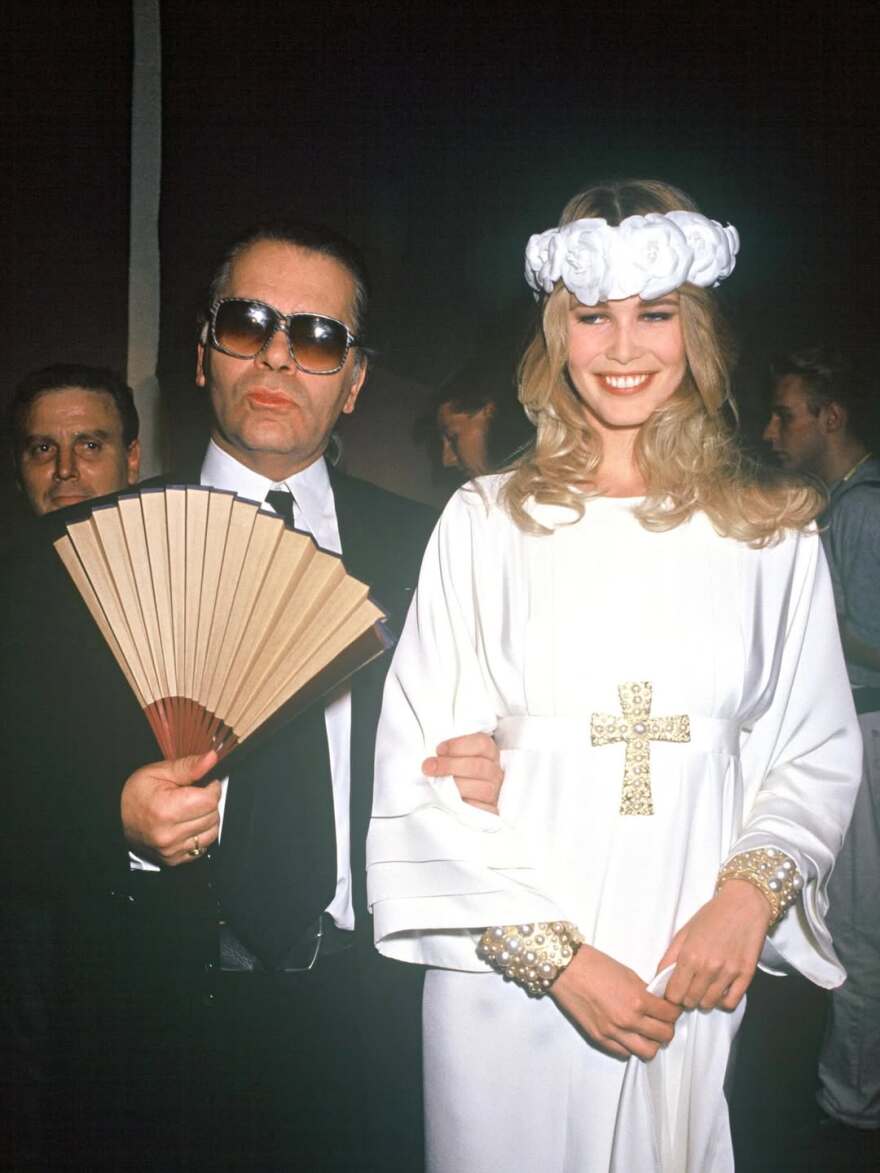 Καρλ Λάγκερφελντ: Σαν σήμερα γεννήθηκε - «Το να είμαι η μούσα του ήταν προνόμιο» έγραψε η Κλόντια Σίφερ
