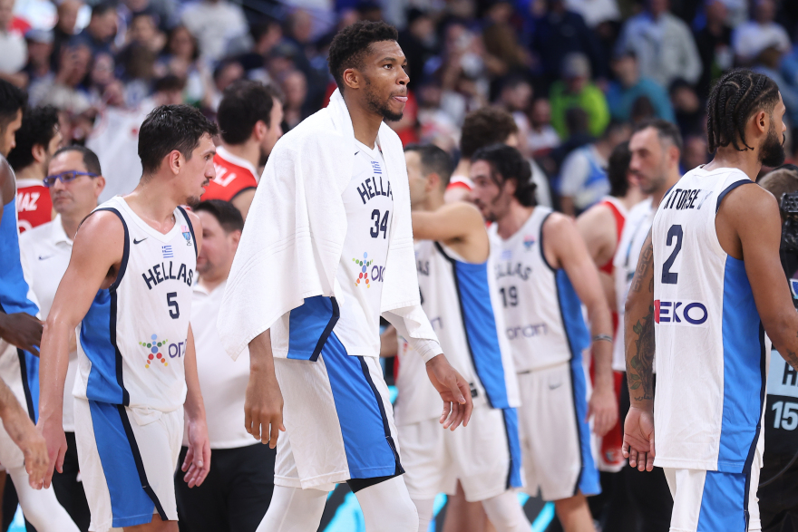 Eurobasket 2025: Με σκυμμένα τα κεφάλια οι διεθνείς μετά την συντριβή από την Τουρκία - Φωτογραφίες, βίντεο 
