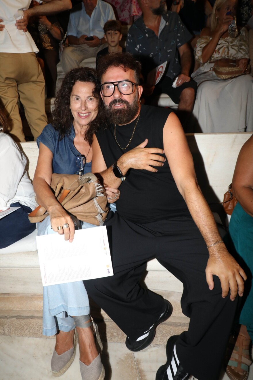 Ελευθερία Αρβανιτάκη: Η εμφάνιση στο Ηρώδειο μετά την ακύρωση συναυλιών της για λόγους υγείας