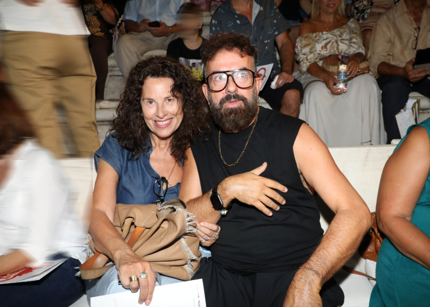 Ελευθερία Αρβανιτάκη: Η εμφάνιση στο Ηρώδειο μετά την ακύρωση συναυλιών της για λόγους υγείας