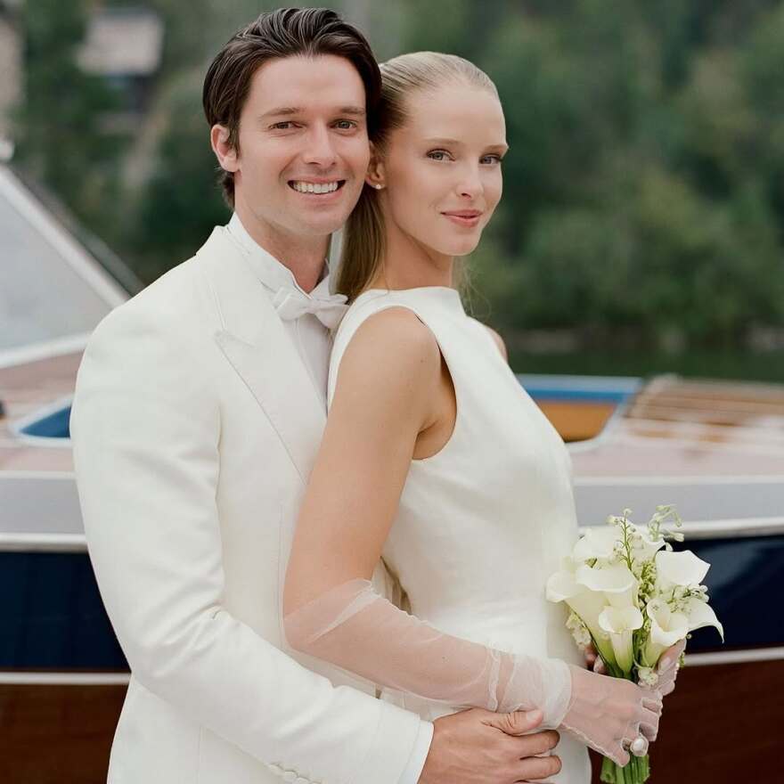 Ο Πάτρικ Σβαρτσενέγκερ δημοσίευσε φωτογραφίες από τον γάμο του με την Άμπι Τσάμπιον
