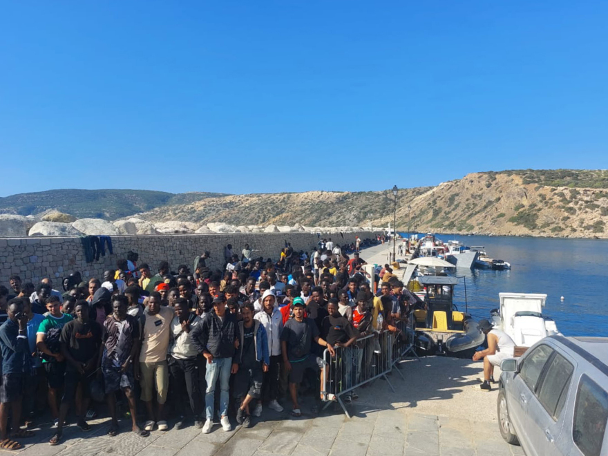 Μεταναστευτικό: Εκτός ορίου η κατάσταση σε Αγυιά Χανίων και Γαύδο - Δείτε βίντεο