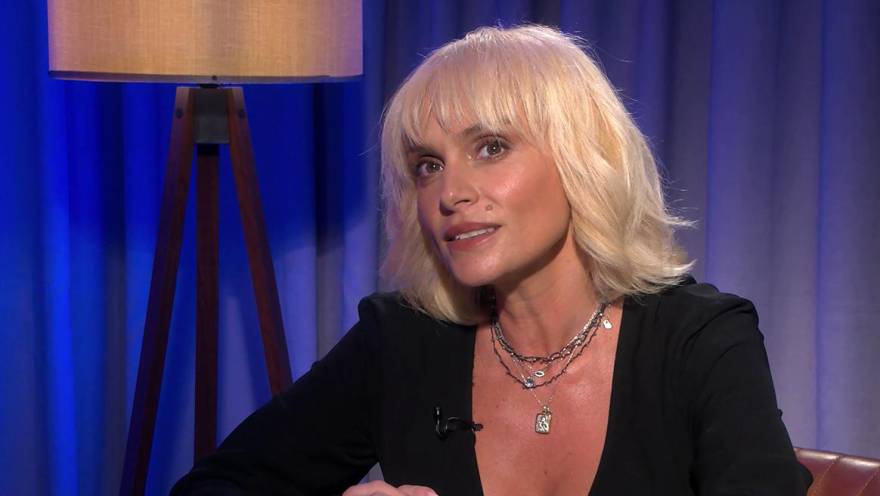 Ζουγανέλη στο protothema: Βαριέμαι την τελειότητα, μου αρέσει να προκαλώ ερμηνευτικά