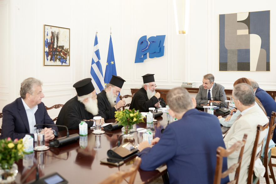 Kyriakos Mitsotakis: He met with Archbishop of Crete Eugenios at Maximus Palace