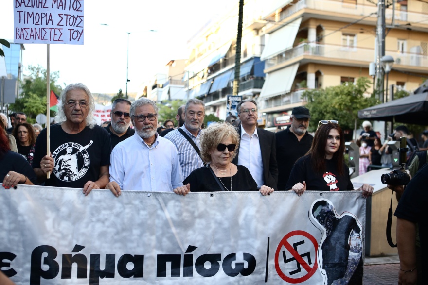 Ολοκληρώθηκε η πορεία για τα 12 χρόνια από τη δολοφονία του Παύλου Φύσσα - Βίντεο και φωτογραφίες 