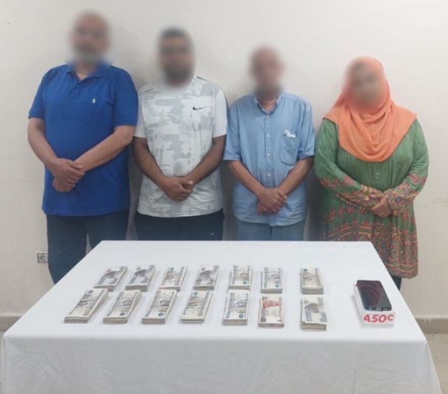 Αίγυπτος: Χρυσό βραχιόλι από την εποχή των Φαραώ κλάπηκε και κατέληξε σε χυτήριο - Τέσσερις συλλήψεις