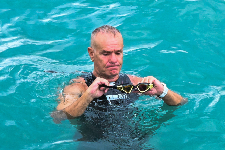 Αθλητής ξεκίνησε κολυμβητικό ταξίδι 100 χλμ. από Ναύπλιο μέχρι Σπέτσες για τη «Φλόγα» - Δείτε φωτογραφίες