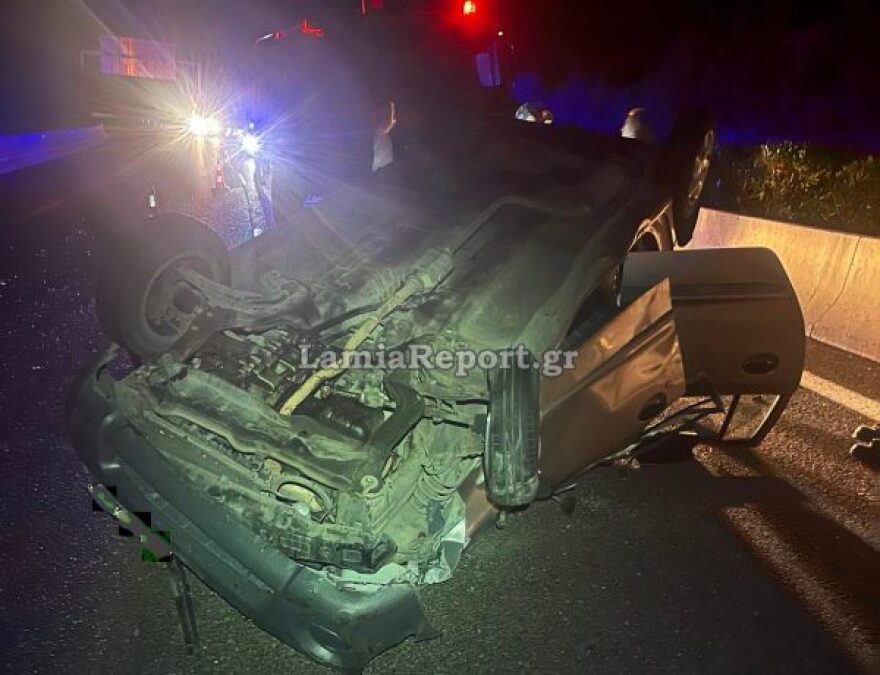 Τραγωδία στην εθνική οδό Αθηνών - Λαμίας: Ένας νεκρός και 2 τραυματίες σε σύγκρουση ΙΧ με νταλίκα - Δείτε φωτογραφίες