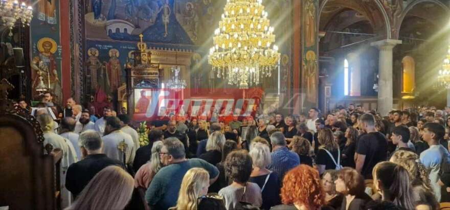 Οδύνη στο τελευταίο «αντίο» στον Γιώργο Παυλάκη - Κηδεύτηκε ο καμεραμάν του ΑΝΤ1