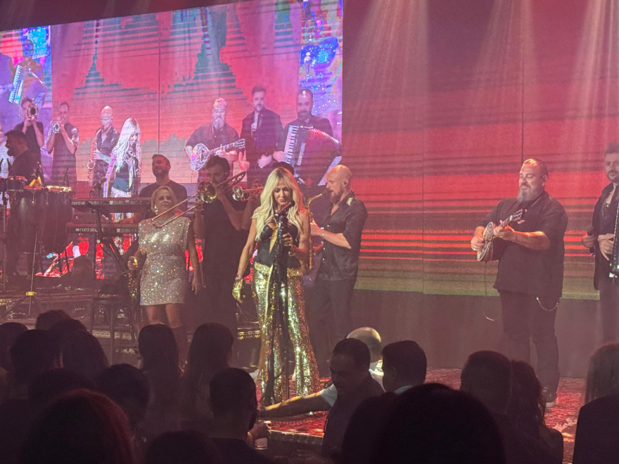 Η πρεμιέρα της Άννας Βίσση στη Θεσσαλονίκη, στο κατάμεστο Barbarella - Δείτε βίντεο και φωτογραφίες