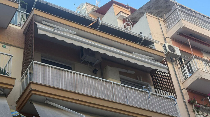 Με τυλιγμένες σακούλες στο κεφάλι βρέθηκε η 59χρονη που έπνιξε ο αδερφός της στη Θεσσαλονίκη - Σκότωσα την αδερφή μου, είπε στην ΕΛΑΣ
