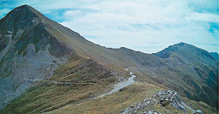 Οι δρόμοι έχουν τη δική τους ιστορία: Πώς χτίστηκε χιλιόμετρο χιλιόμετρο το εθνικό οδικό δίκτυο εδώ και 200 χρόνια