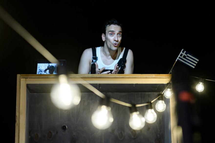 Οι Στρακαστρούκες για 3η χρονιά στο Θέατρο Μικρό Γκλόρια