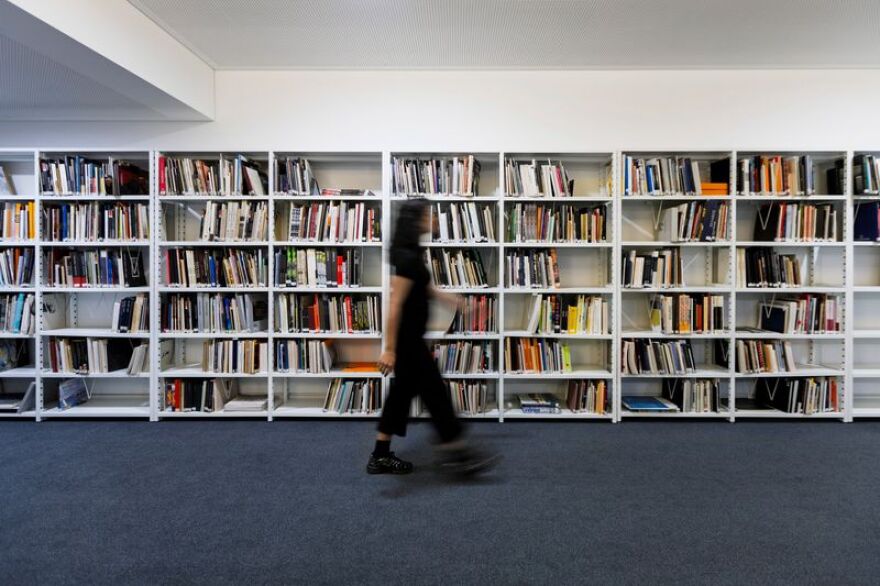 ΕΜΣΤ: Νέα εποχή με καινούργιο Πωλητήριο και άνοιγμα στο κοινό της Βιβλιοθήκης και του Καλλιτεχνικού Αρχείου του