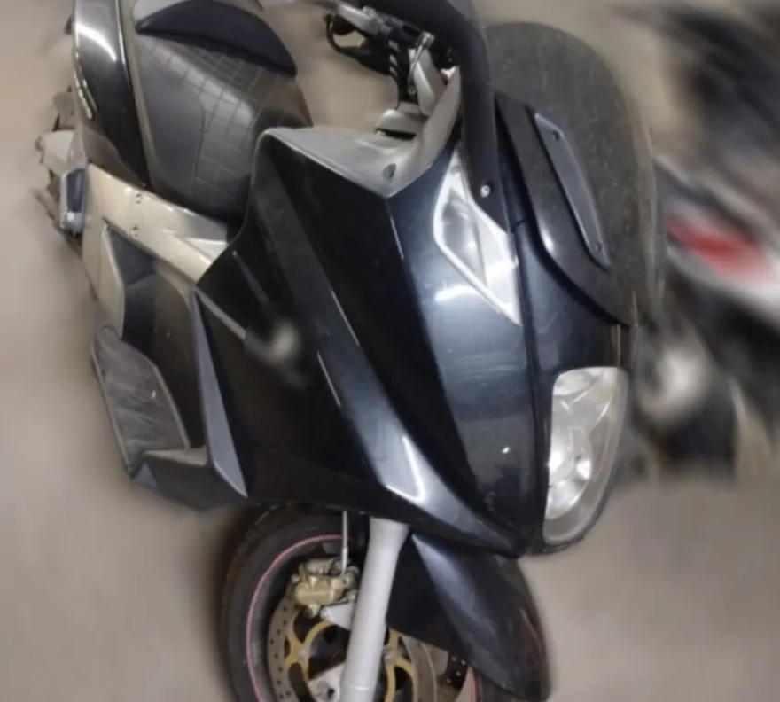 Συνελήφθη 47χρονος στη Θεσσαλονίκη που διατηρούσε «σούπερ μάρκετ» ναρκωτικών στο διαμέρισμά του - Δείτε βίντεο 