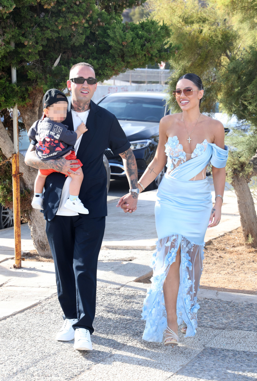 Έλενα Τσαγκρινού - Dj Stephan: Οι πρώτες φωτογραφίες από τη βάφτιση του γιου τους