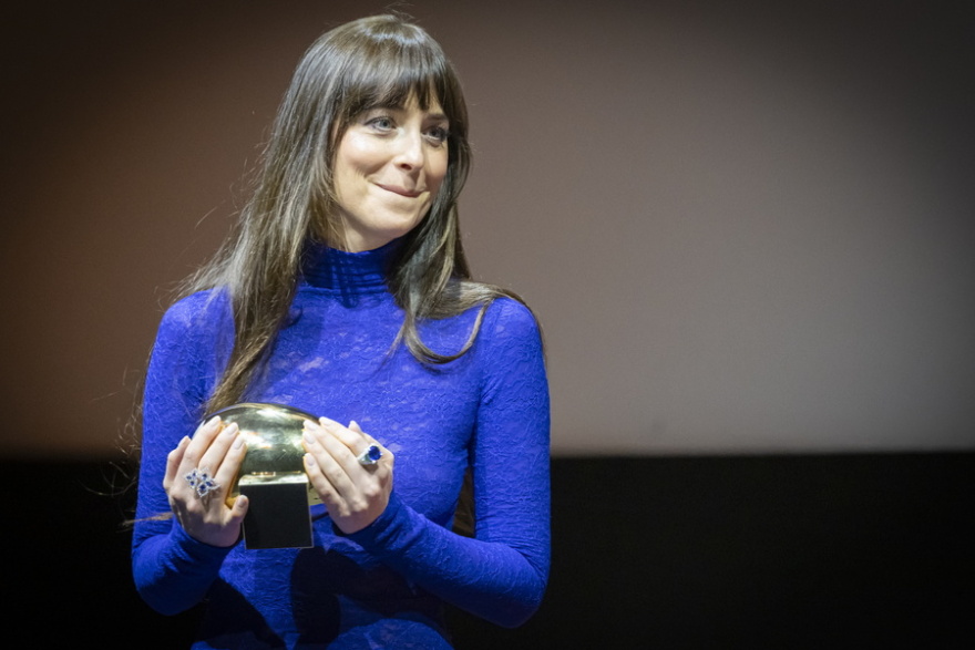 Ντακότα Τζόνσον: Με διάφανο φόρεμα εμφανίστηκε στο Φεστιβάλ Κινηματογράφου της Ζυρίχης