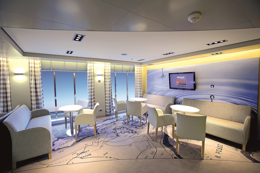 Τώρα είναι η καλύτερη εποχή για αποδράσεις στα ελληνικά νησιά