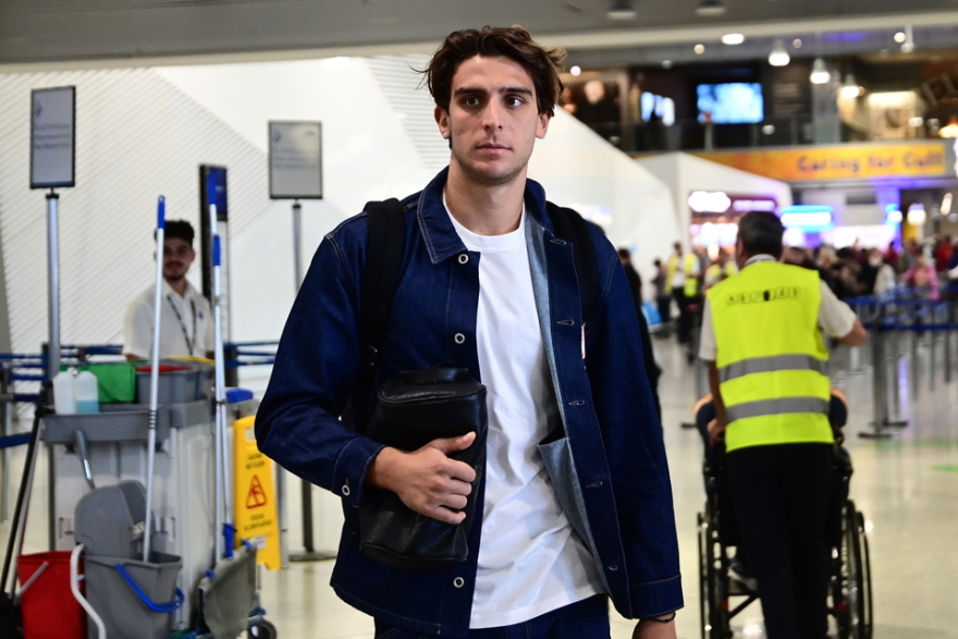 Ολυμπιακός: Αναχώρησε για Λονδίνο ενόψει του ματς με την Άρσεναλ στο Champions League