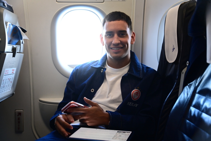 Ολυμπιακός: Αναχώρησε για Λονδίνο ενόψει του ματς με την Άρσεναλ στο Champions League