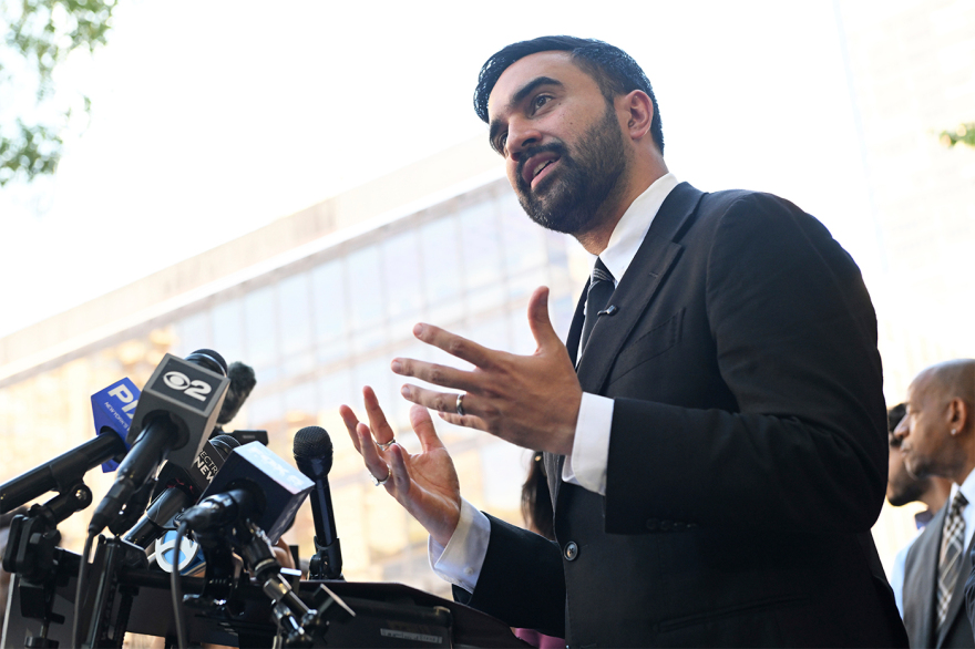 Ζοχράν Μαμντάνι: Ποιος είναι ο «Ιμάμογλου» της Νέας Υόρκης που τρομάζει τον Τραμπ
