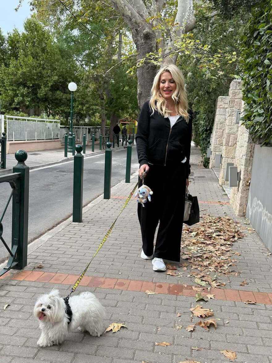 Η Ελένη Μενεγάκη ευχήθηκε καλό μήνα στους διαδικτυακούς της φίλους