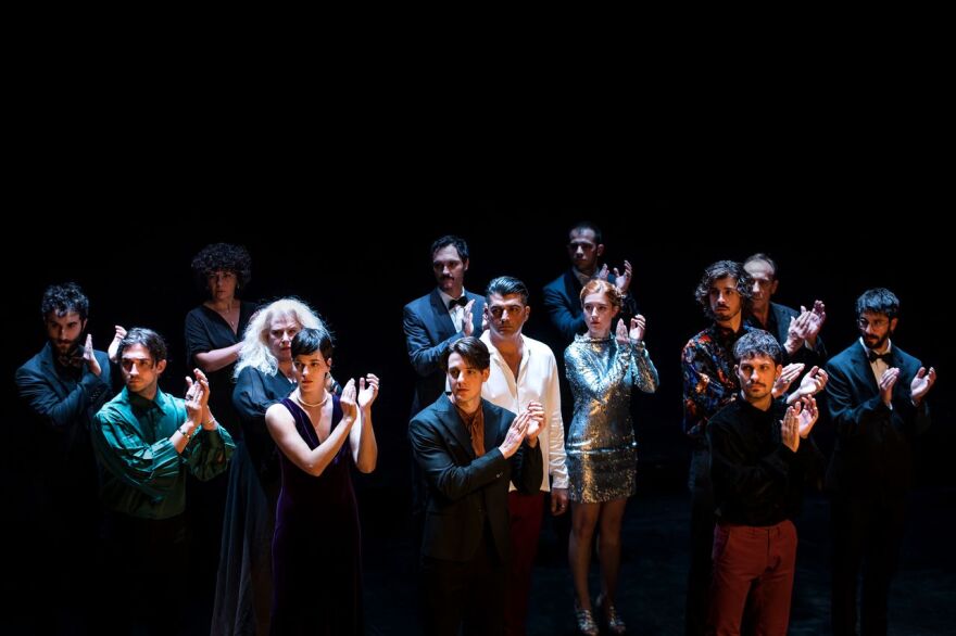 Εθνικό Θέατρο: Οι πρώτες φετινές παραστάσεις, οι μεγάλες συμπαραγωγές, οι ζωντανές μεταδόσεις στην περιφέρεια και τα φθηνά εισιτήρια