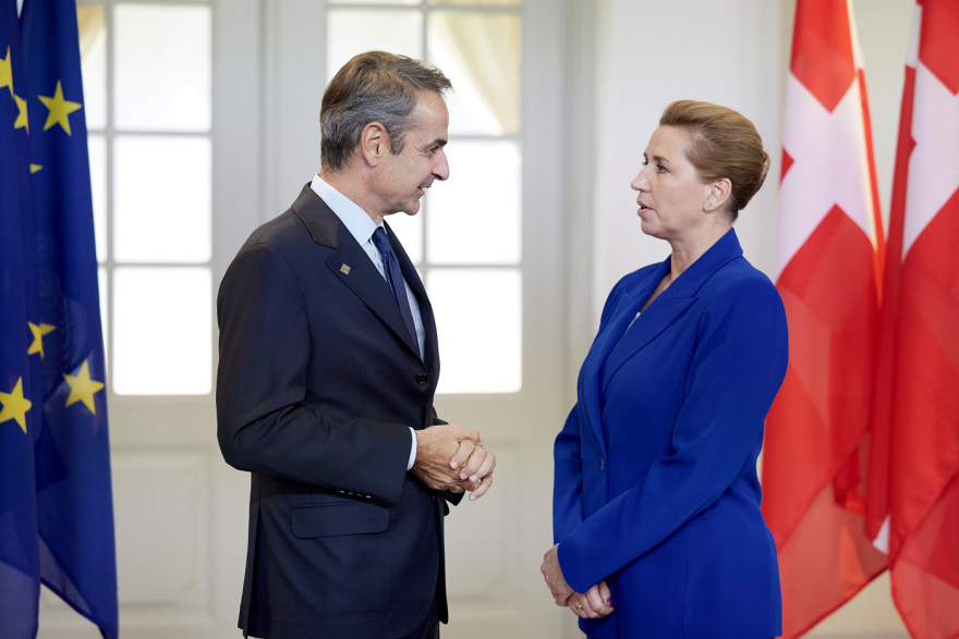 Mitsotakis from Copenhagen: It is time for Europe to activate resources for defense 
