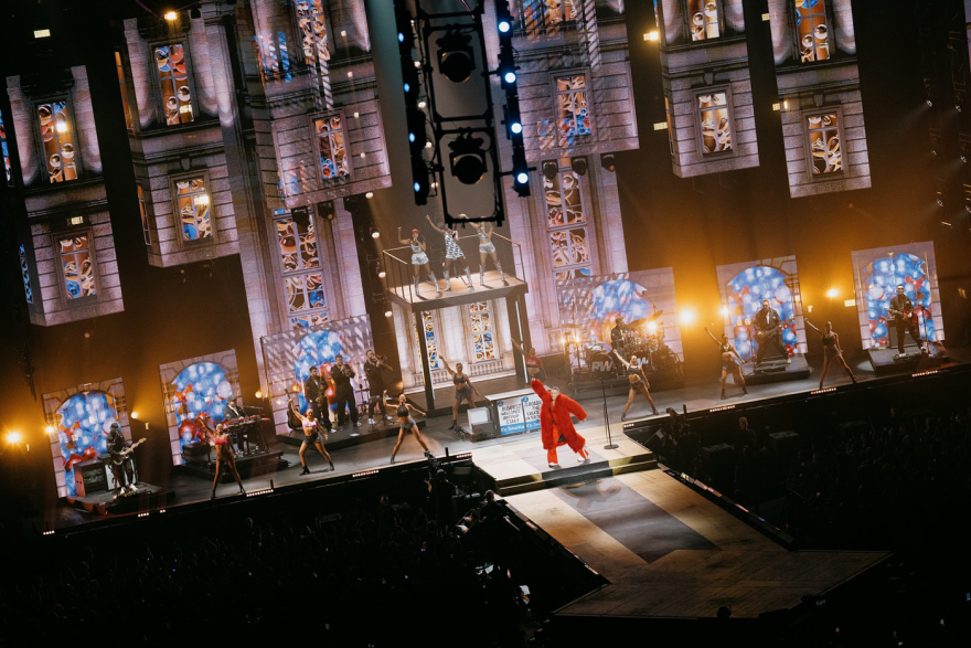 Ήρθε από τη Δευτέρα στην Αθήνα ο Ρόμπι Γουίλιαμς, δεν έκανε δημόσιες εμφανίσεις - Κανονικά η συναυλία στο Καλλιμάρμαρο, λένε οι διοργανωτές, με καλεσμένο-έκπληξη