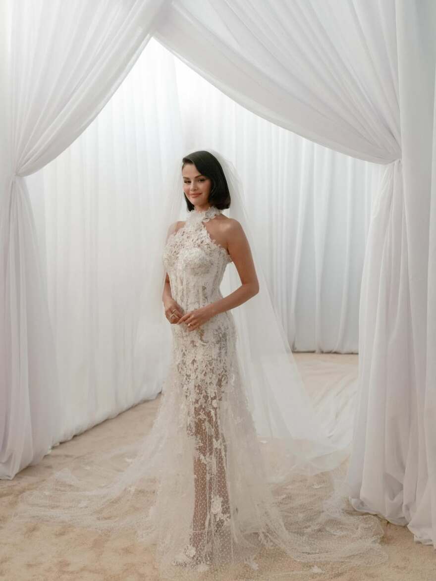 Σελένα Γκόμεζ -  Μπένι Μπλάνκο: Νέα στιγμιότυπα από τον γάμο τους - Ο χορός του ζευγαριού και η γαμήλια τούρτα