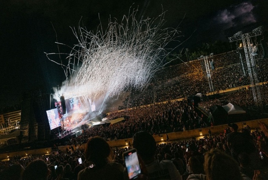 Ο Ρόμπι Γουίλιαμς δημοσίευσε φωτογραφίες από τη συναυλία του στο Καλλιμάρμαρο