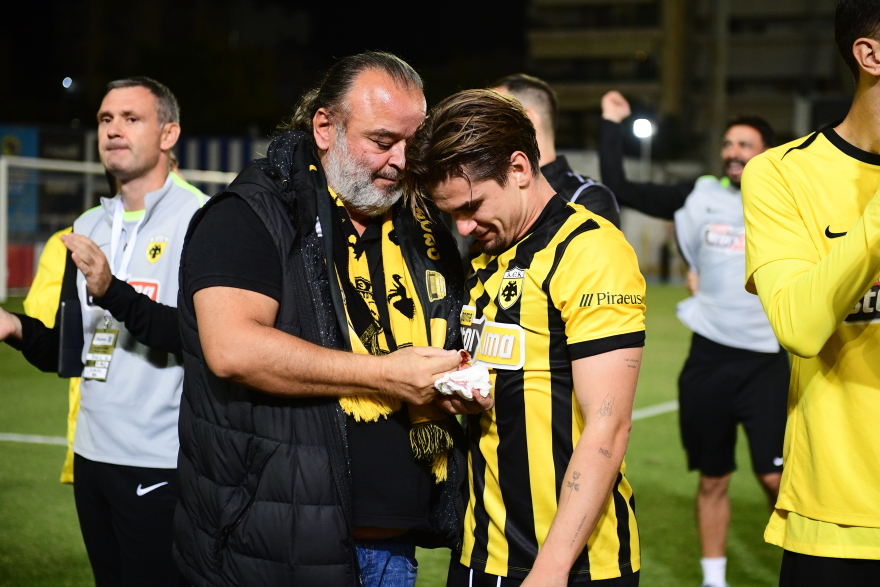 Μοίραζε συγχαρητήρια ο Μάριος Ηλιόπουλος μετά την ανατροπή της ΑΕΚ επί της Κηφισιάς στο Περιστέρι - Φωτογραφίες 