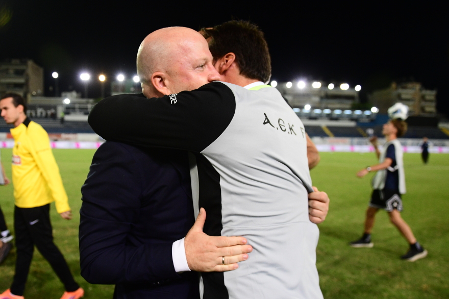 Μοίραζε συγχαρητήρια ο Μάριος Ηλιόπουλος μετά την ανατροπή της ΑΕΚ επί της Κηφισιάς στο Περιστέρι - Φωτογραφίες 