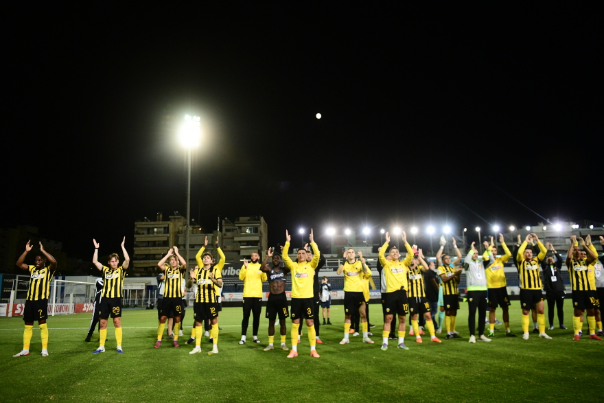 Μοίραζε συγχαρητήρια ο Μάριος Ηλιόπουλος μετά την ανατροπή της ΑΕΚ επί της Κηφισιάς στο Περιστέρι - Φωτογραφίες 