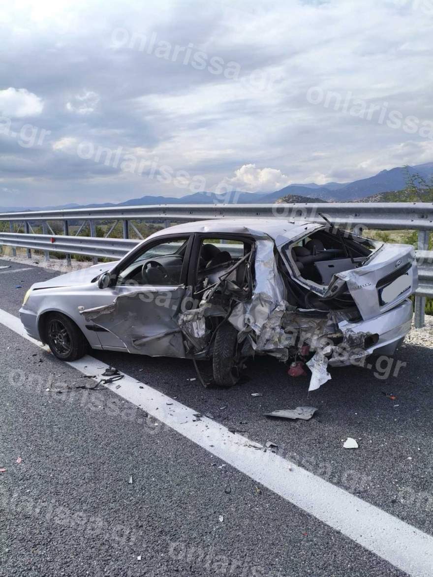 Τραγωδία στη Λάρισα: Νεκρός 45χρονος που στάθμευσε στη ΛΕΑ, τραυματίστηκε ο γιος του