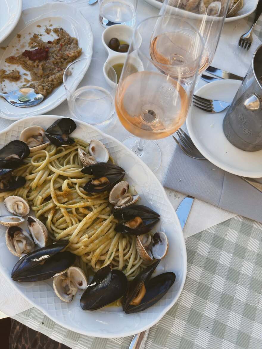 Βίκυ Καγιά: Φθινοπωρινή απόδραση στην Ύδρα - «Ευδαιμονία» έγραψε