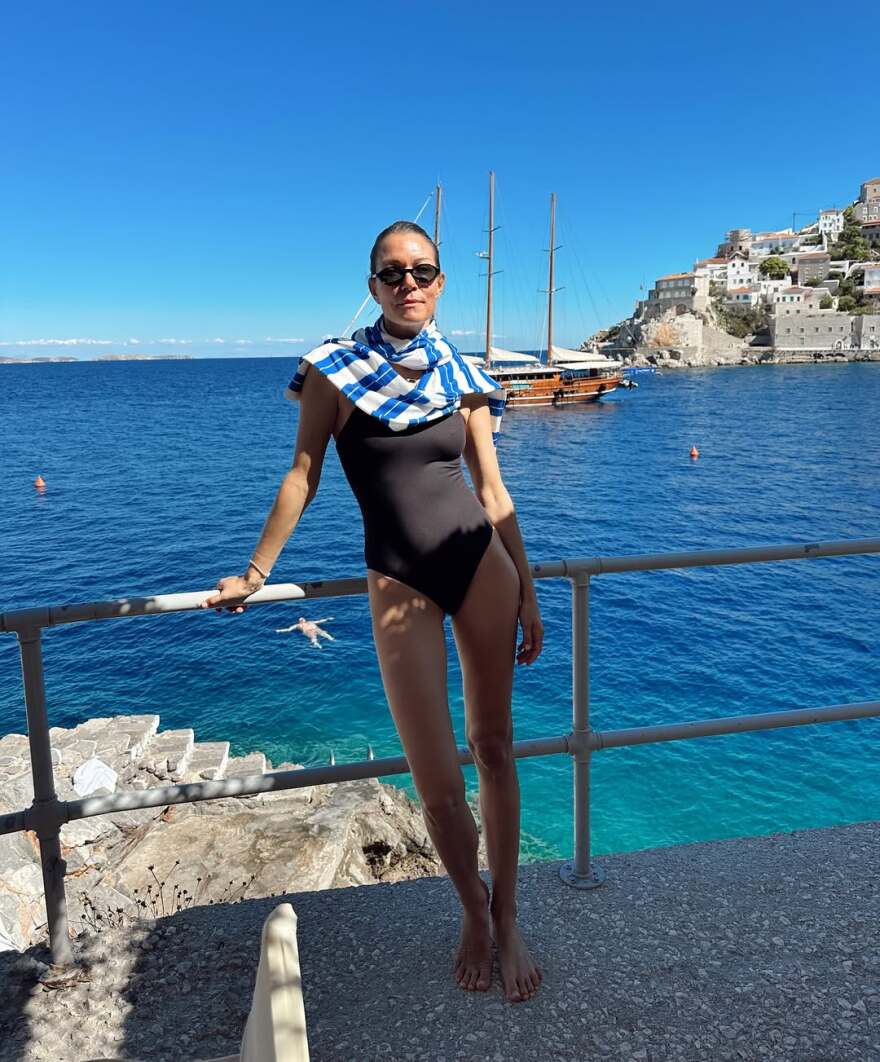 Βίκυ Καγιά: Φθινοπωρινή απόδραση στην Ύδρα - «Ευδαιμονία» έγραψε