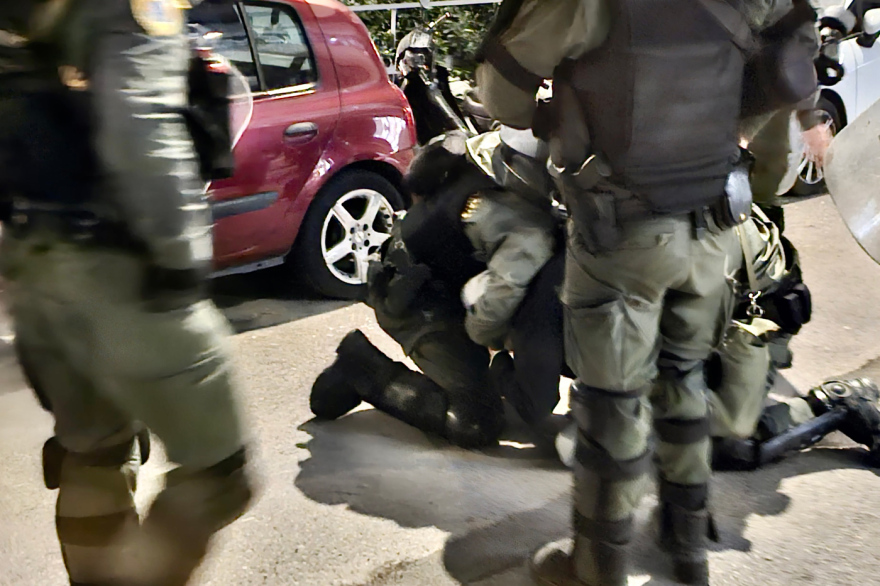 Επεισόδια έξω από την ισραηλινή πρεσβεία στη λήξη της πορείας για τη Γάζα