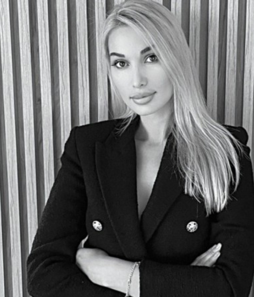 SORENA: Ο ελληνικός οίκος μόδας που άλλαξε τα δεδομένα της μόδας σε παγκόσμιο επίπεδο