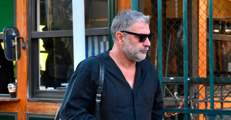 Στην Ευελπίδων ο Βασίλης Μπισμπίκης για το τροχαίο που προκάλεσε στη Φιλοθέη - Δείτε βίντεο και φωτογραφίες 